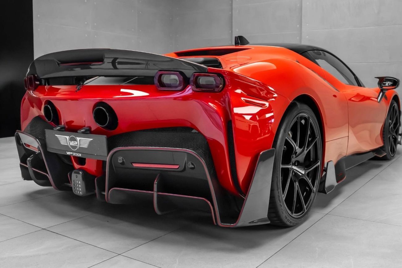 فيراري SF90 ستراديل