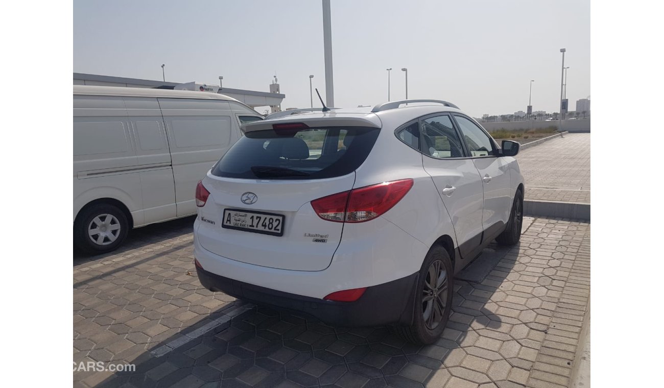 Hyundai Tucson 2L