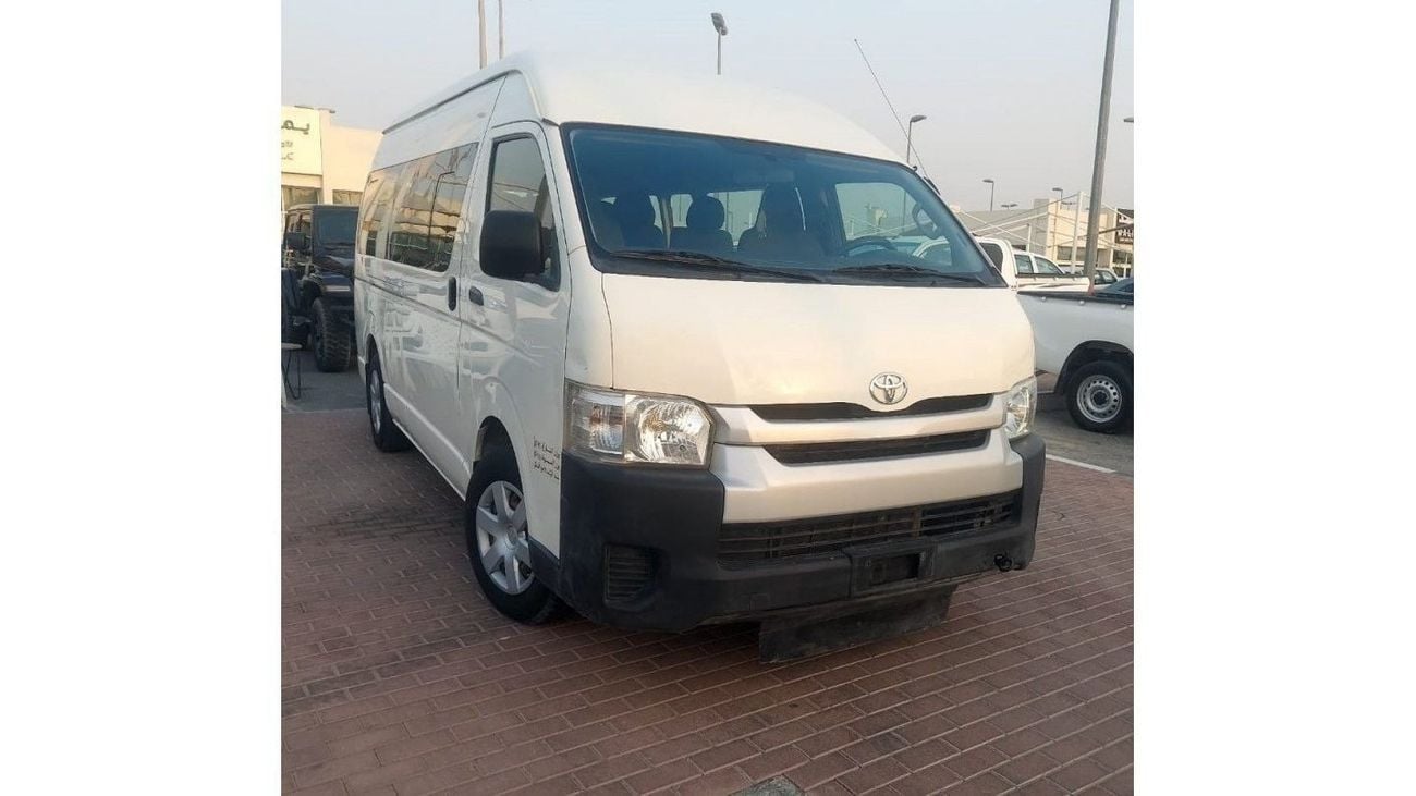 Toyota Hiace 2.7L PETROL HIGH ROOF 13 SEATER MT
