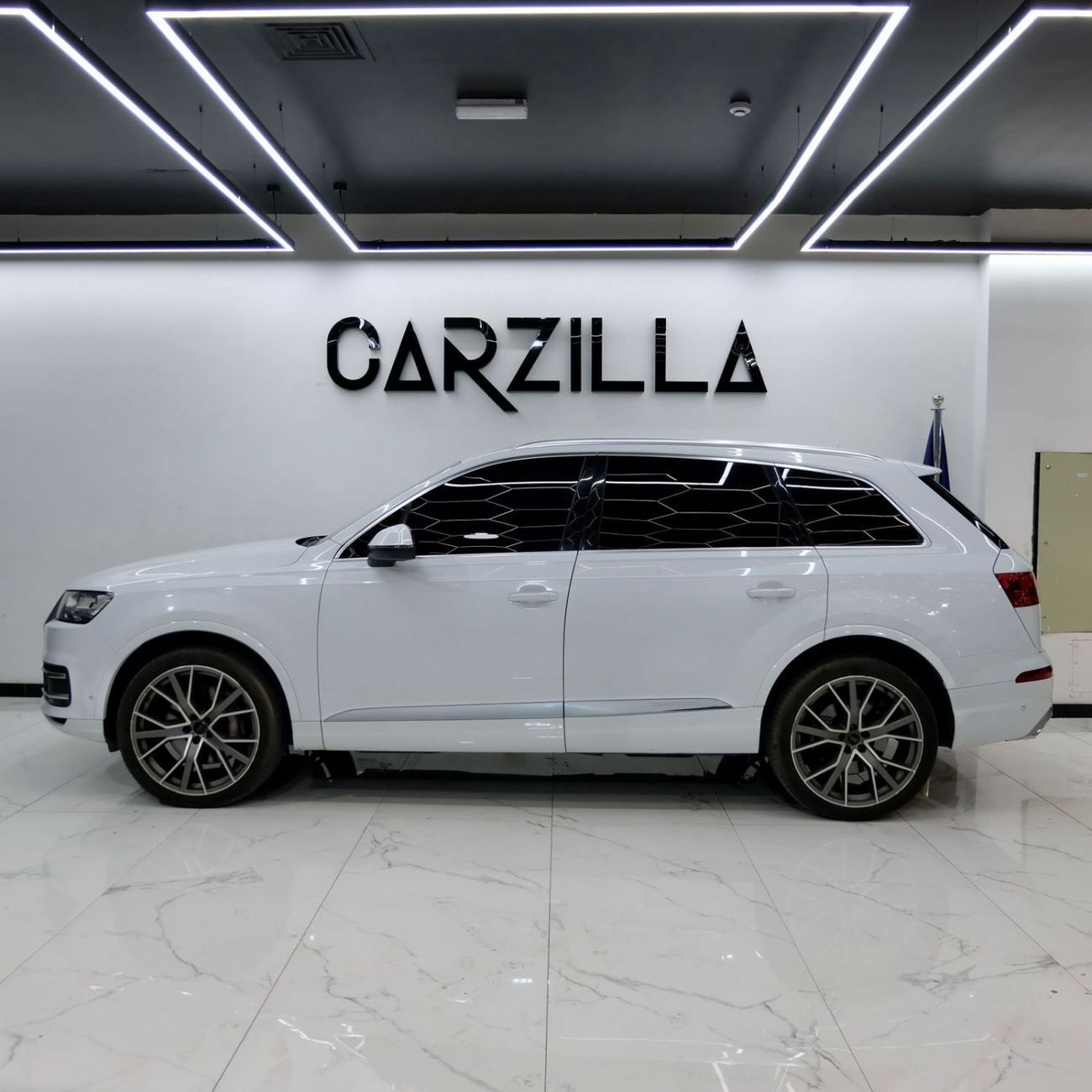 Audi Q7 55 TFSI quattro 3.0L AED 1,763 P.M l 0% Down Payment l Audi Q7 l Excellent Condition