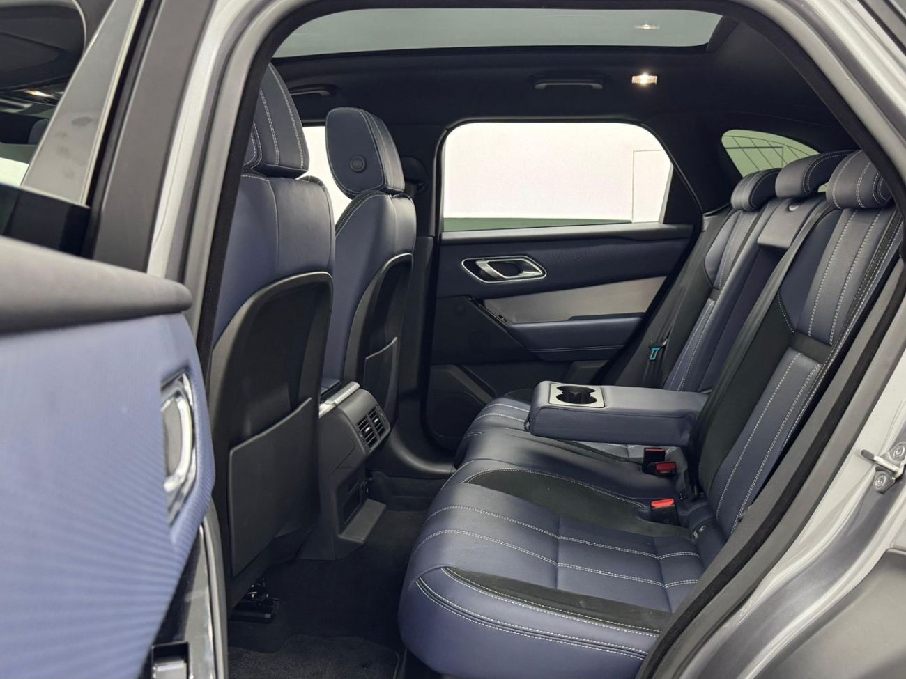 Land Rover Range Rover Velar P250 R-Dynamic S 2.0L 2020 Range Rover Velar P250 R-Dynamic S, March 2026 Range Rover Warranty, Exce