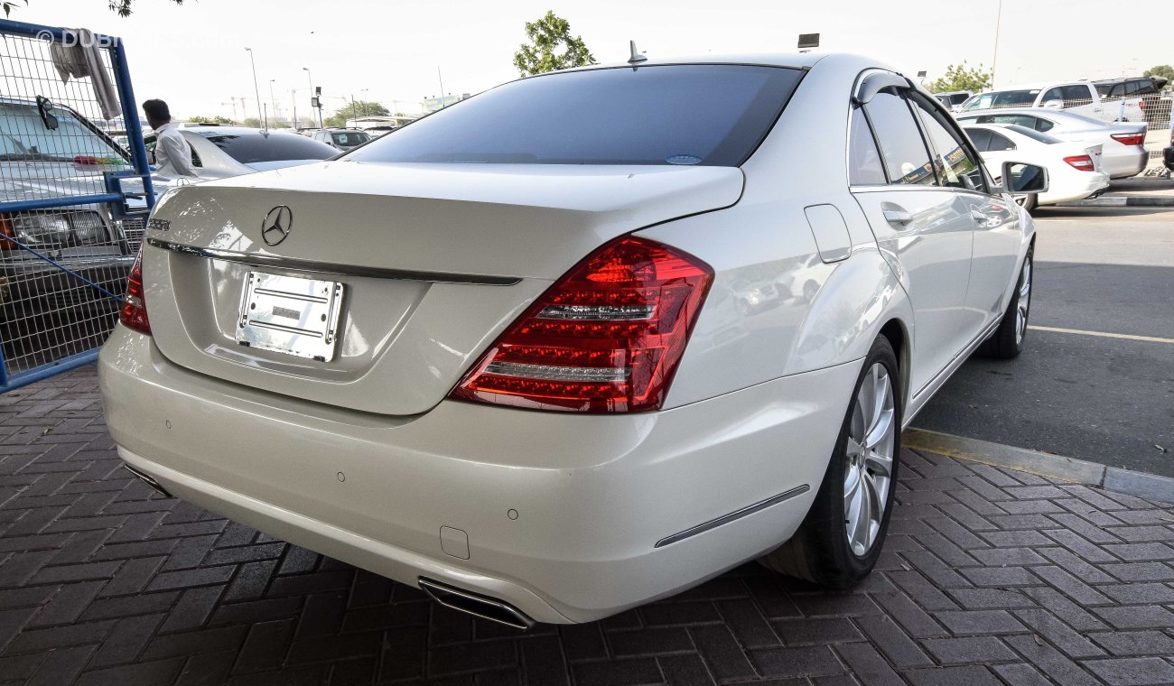 Mercedes-Benz S 550