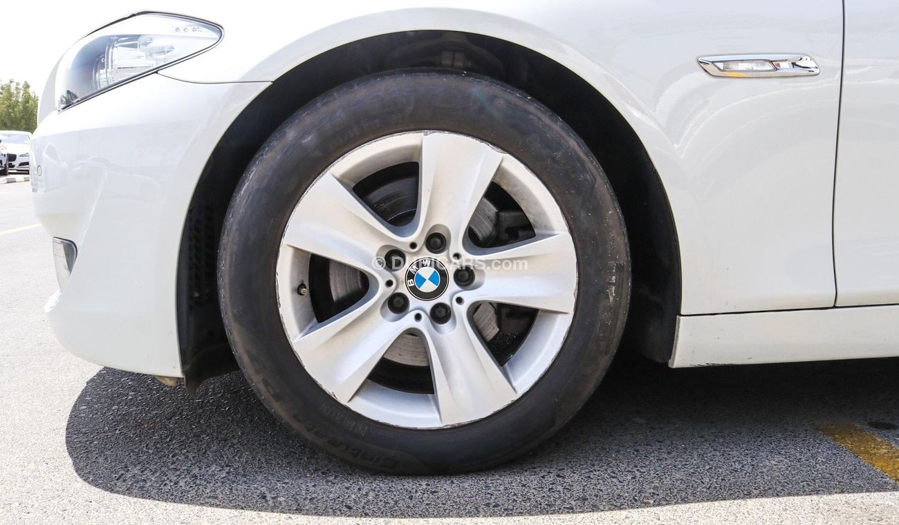 بي أم دبليو 528i i