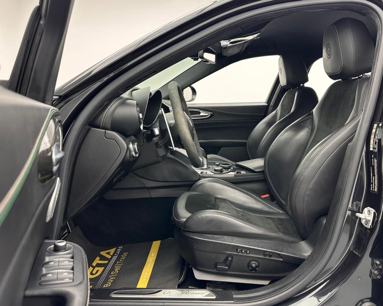 ألفا روميو جوليا 2018 Alfa Romeo Giulia Quadrifoglio, 1 Year Warranty Unlimited Km, Alfa Romeo Full Service History, 