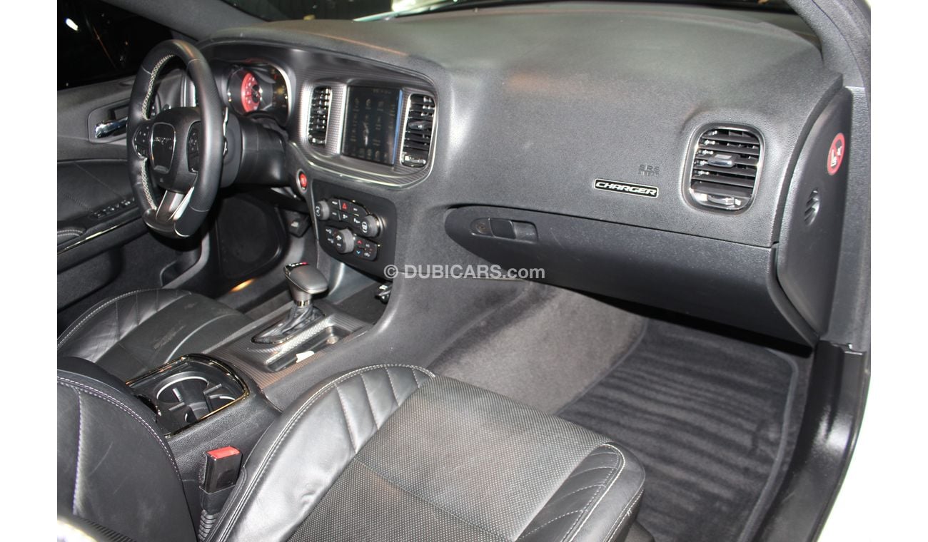 Dodge Charger hell cat