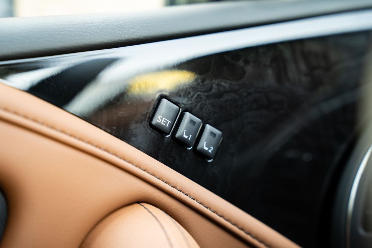 إنفينيتي QX80 Luxury 5.6L