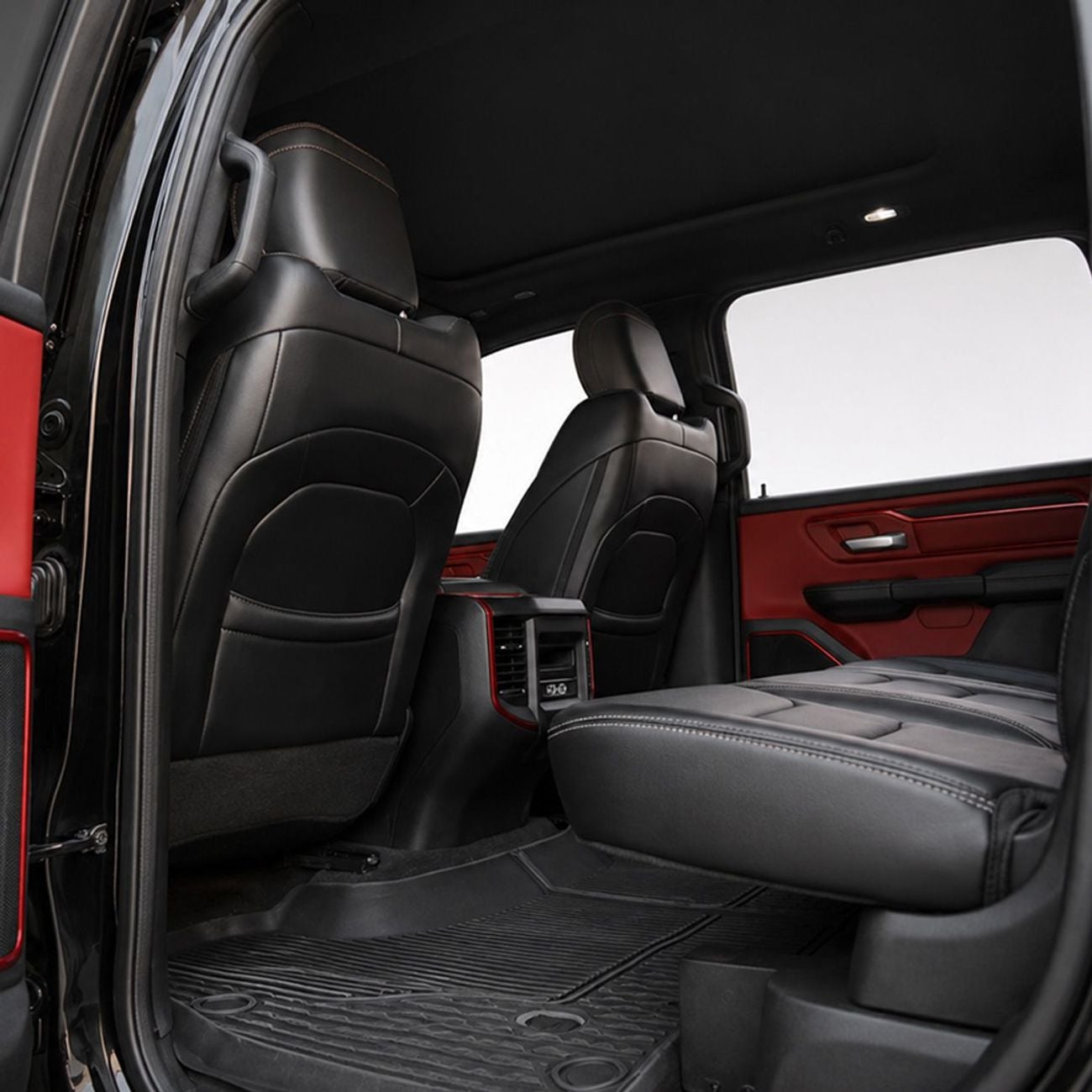 رام 1500 REBEL CREW 3,065 P.M • 0% Downpayment • RAM 1500 Rebel • 1 Year Warranty
