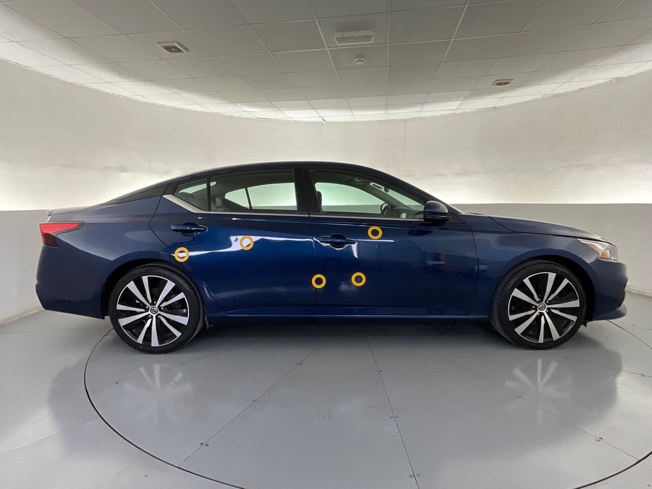 نيسان صني SV | ضمان مجاني لمدة عام | 0 دفعة أولى