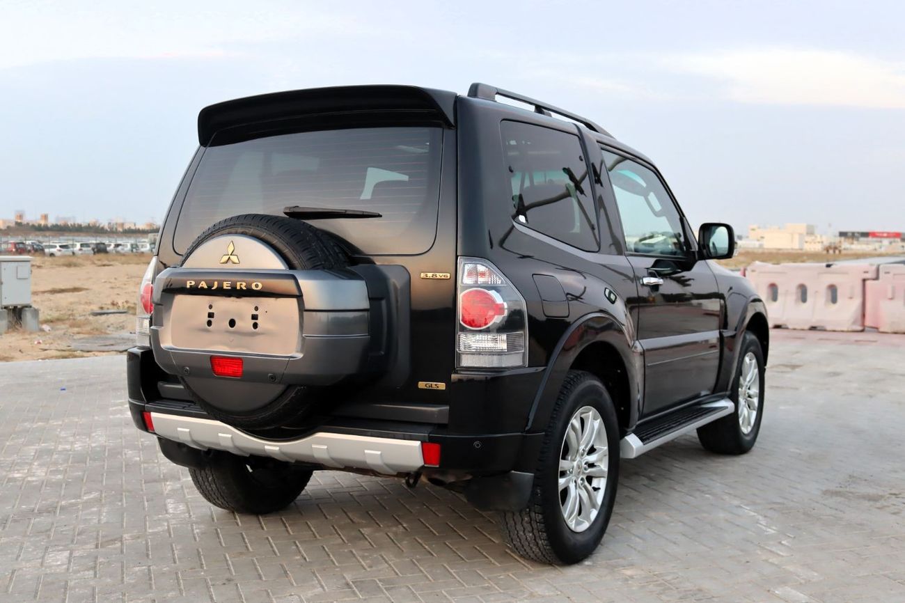 ميتسوبيشي باجيرو GLS Highline 3.8L (189 HP)