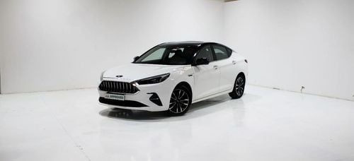 JAC J7 JAC J7 - White with black top