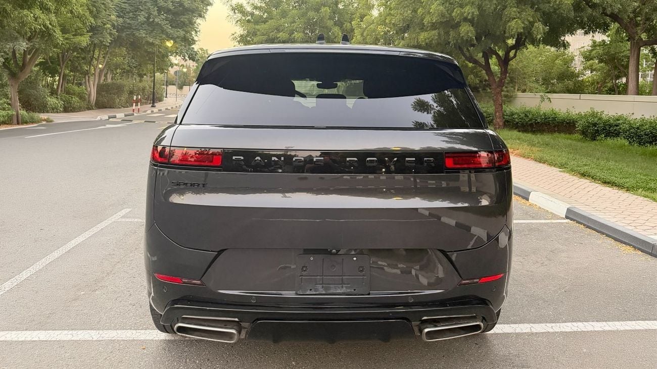 لاند روفر رينج روفر سبورت Dynamic Se 2024  11000 km American