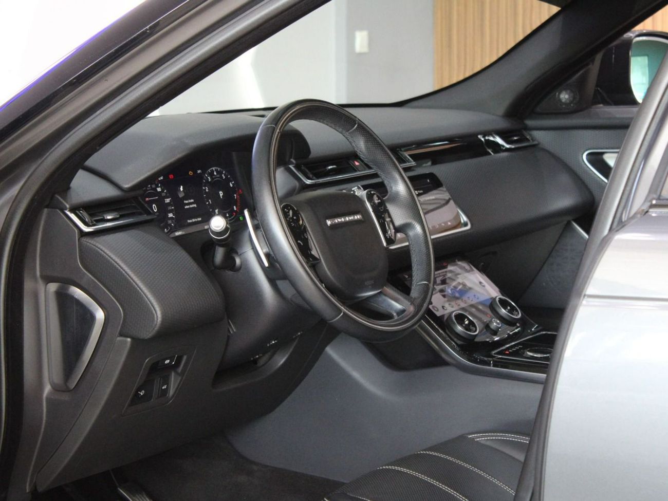 Land Rover Range Rover Velar R-Dynamic