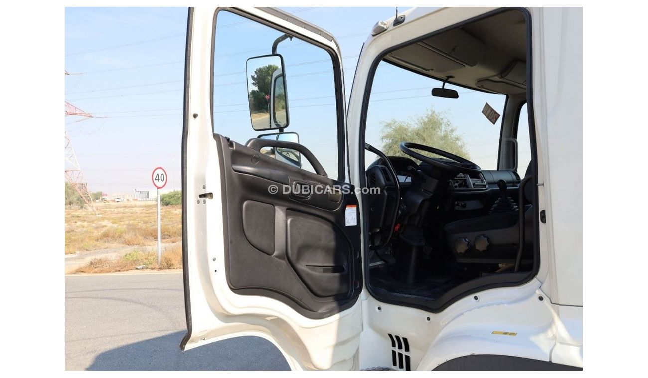 Hino 500 Series 1625 | 10ton | Freezer Box Thermoking T-600R | Excellent Condition | GCC