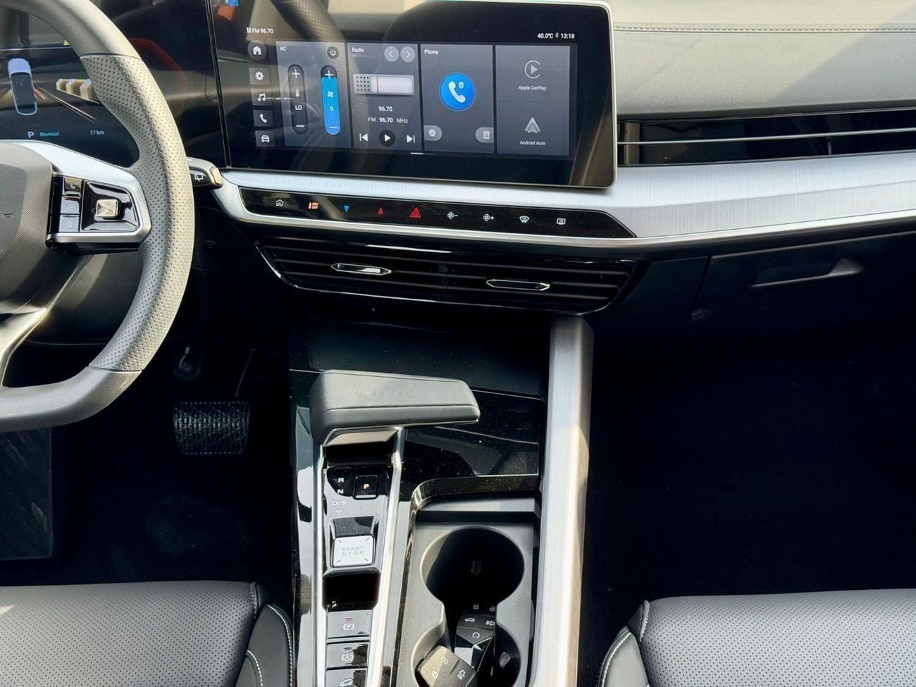 أم جي وان LUX 1.5L Petrol FWD 2024 Export Price @ 47,000 AED