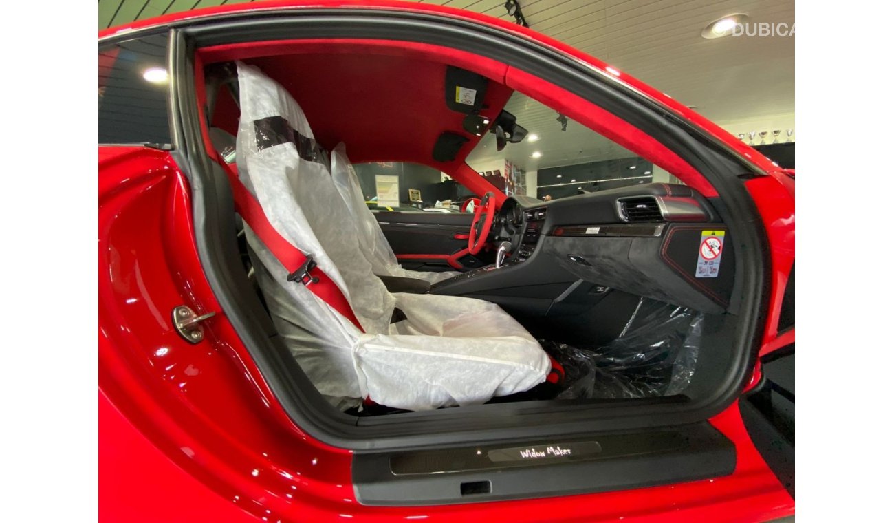 بورش 911 GT2 RS WEISSACH PACKAGE