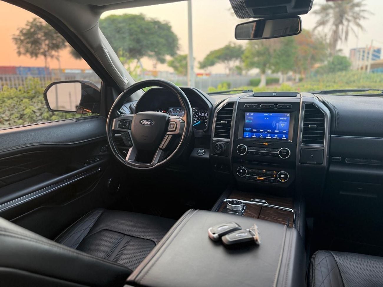 Ford Expedition PLATINUM Ford Expedition Platinum 2018 | GCC Specs | Full Option Full Service History Two Keys