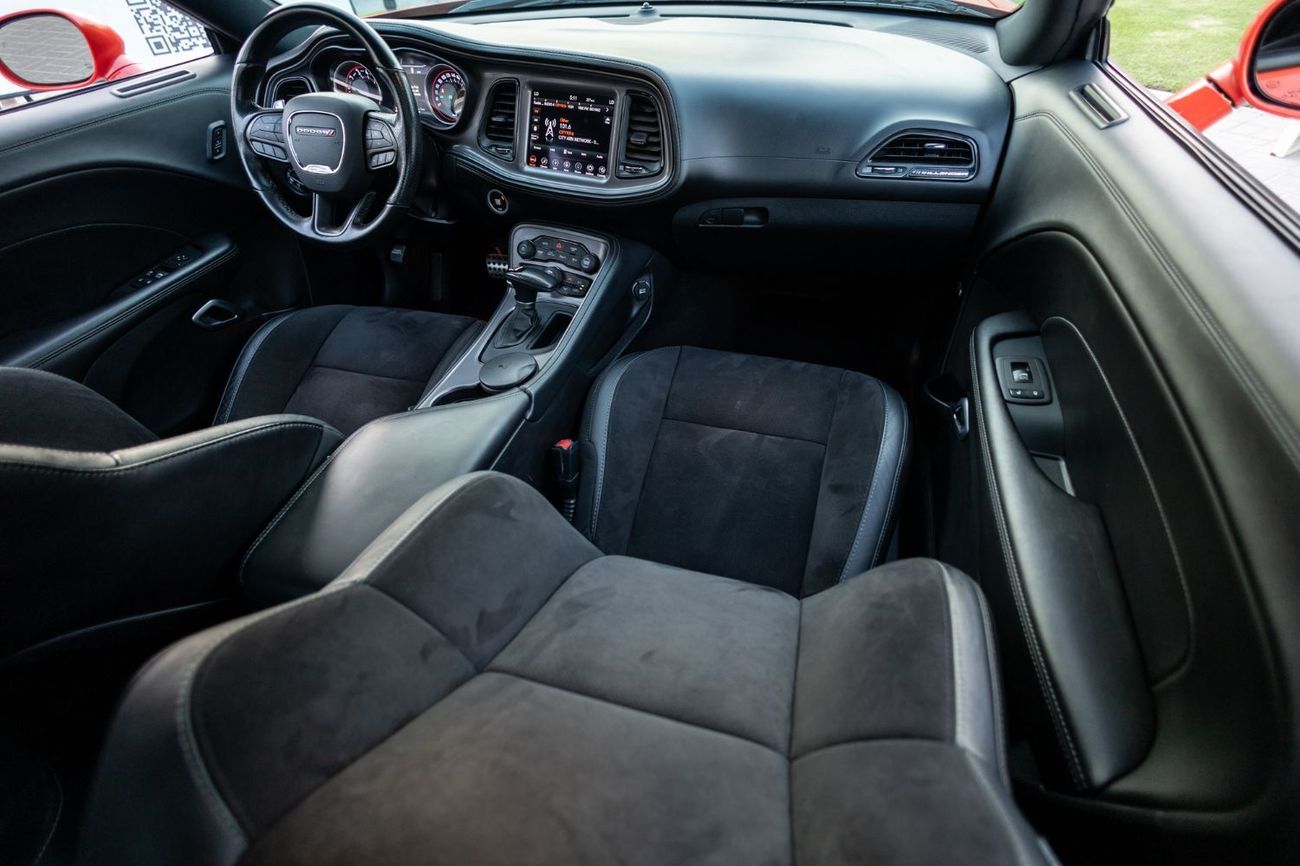 Dodge Challenger R/T 5.7L (375 HP)