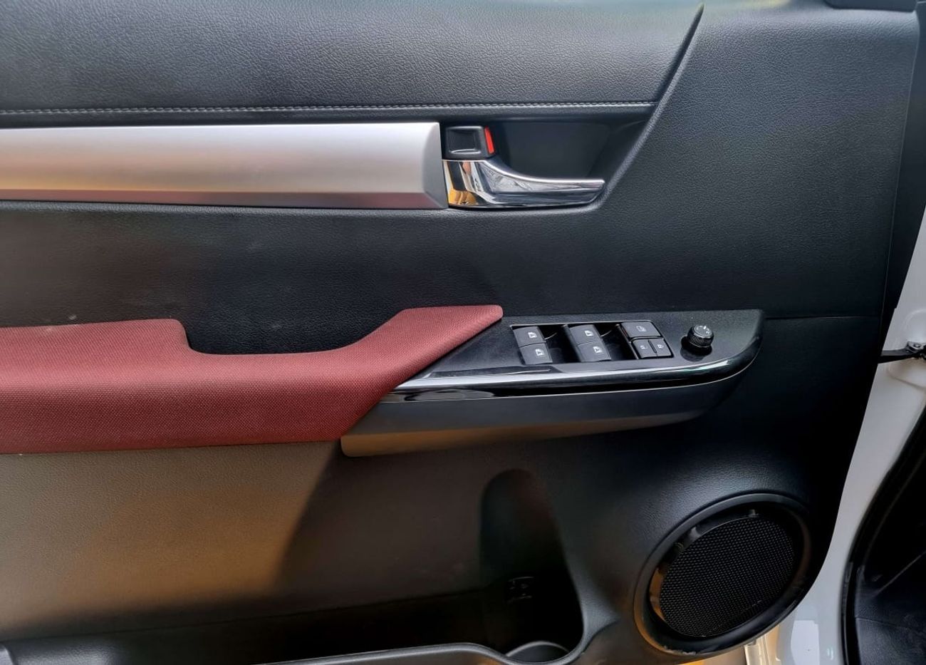 Toyota Hilux DC TRD 4.0L AWD