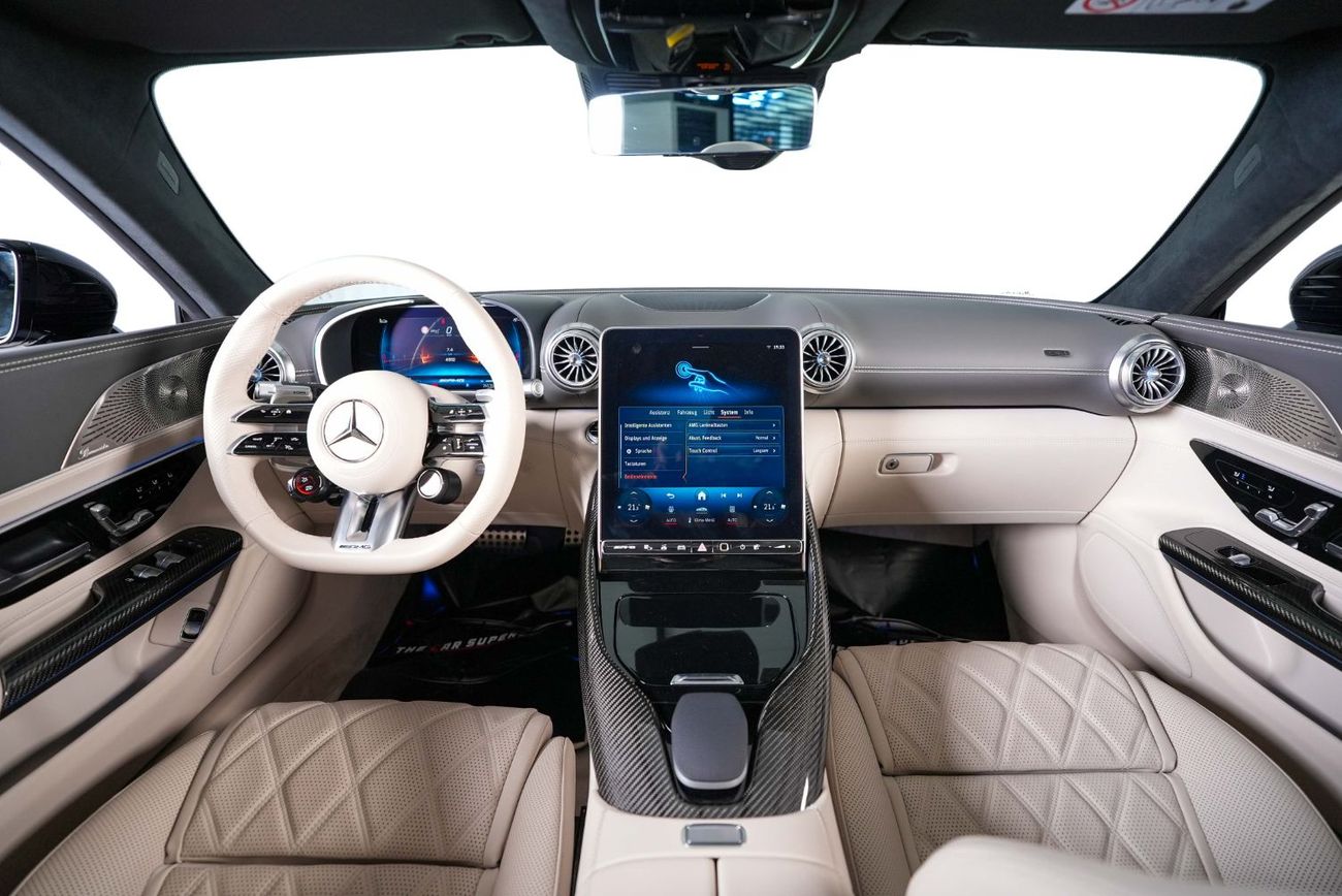 Mercedes-Benz SL 55 AMG Roadster 4Matic+ Full Option - Carbon Fibre Package - Night Package - GCC Specifications