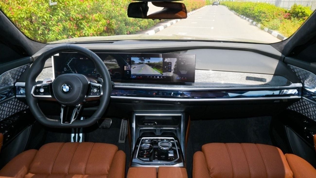 BMW 740Li BMW 740i Sedan - Black - 2024 Excellent Condition with 5 Years Dealer Warranty and Service