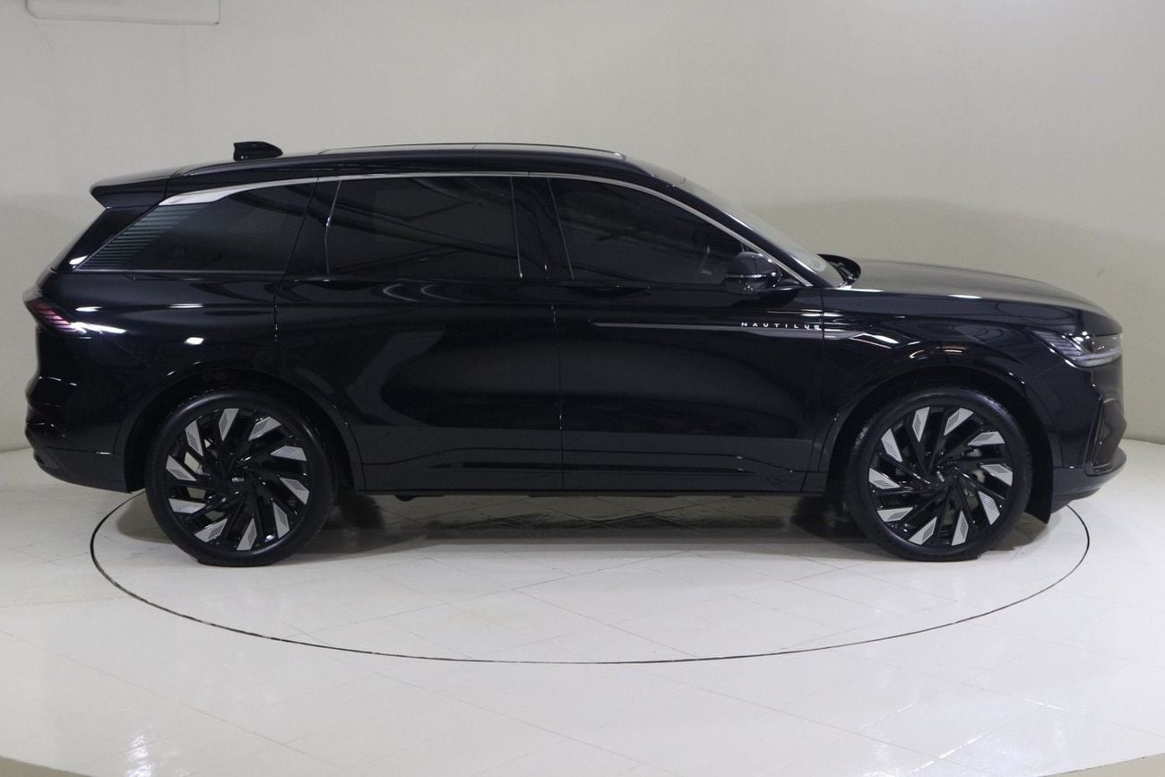 لينكولن ناوتيلوس NAU925H NAUTILUS PRESIDENTIAL 800A AWD 2.0L FHEV AT / FREE Insurance + Registration / AL TAYER MOTOR