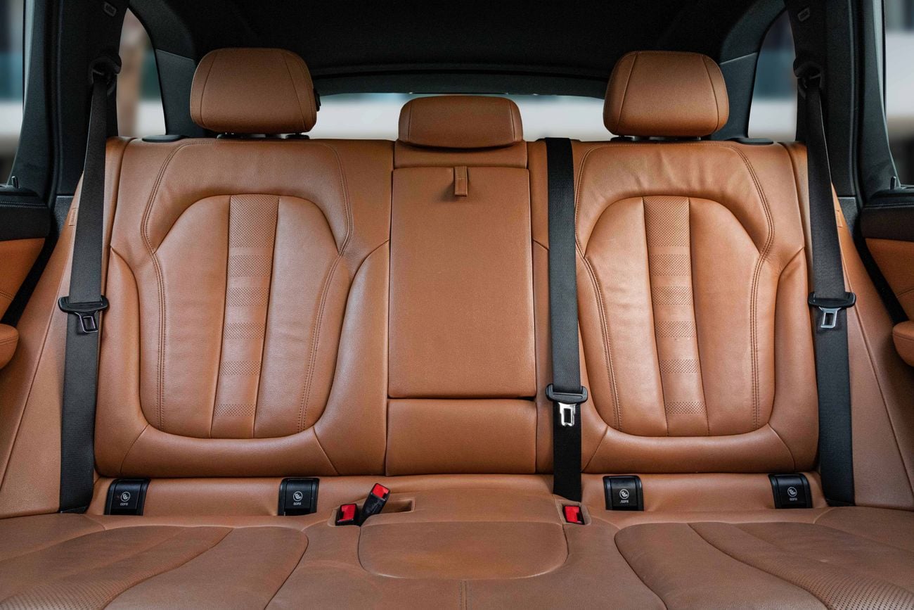 BMW X5 X5 xDrive40i M Sport | 3,721 P.M | 0% Downpayment | X5 M SPORT | BMW WARRANTY/SERVICE! | Ramadan Off