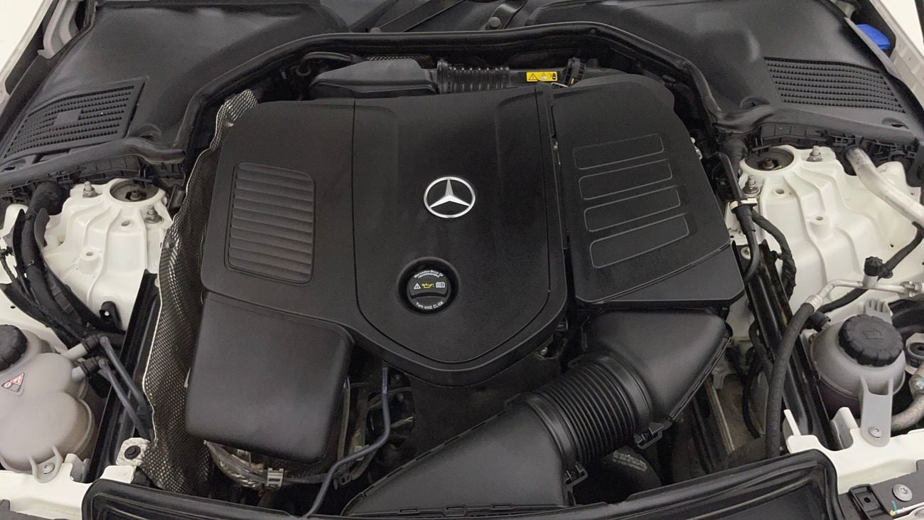 Mercedes-Benz C 200 AMG SPORTS PACKAGE 2 | Zero Down Payment | Home Test Drive