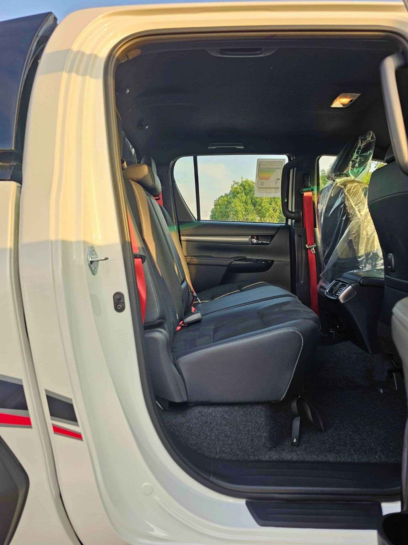 Toyota Hilux GR SPORT WIDE BODY / 4.0L V6 PETROL / OVER FENDER / 360*CAMERA / DRIVER PWR SEATS  (CODE#H4GRY)