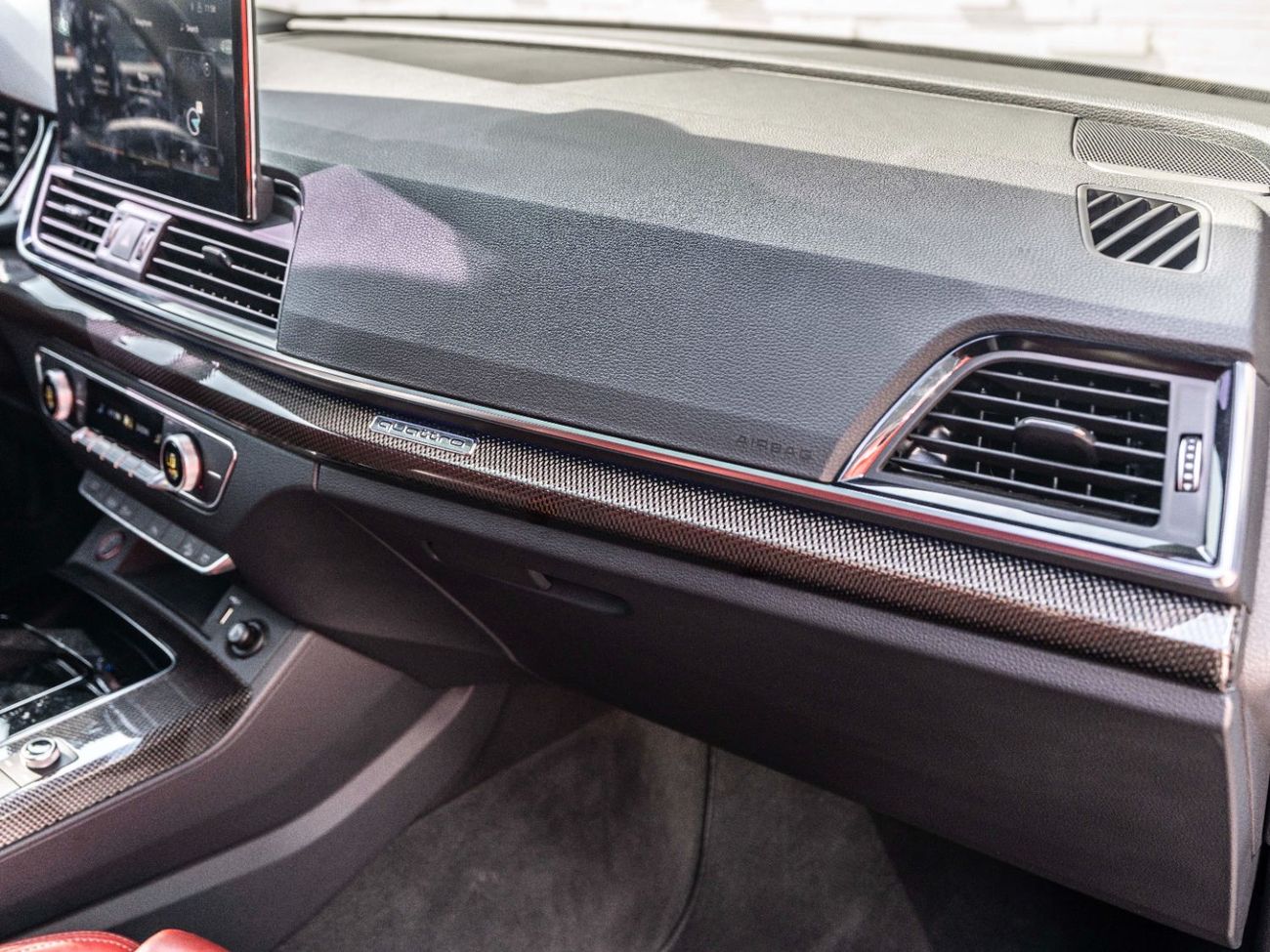 Audi SQ5 TFSI quattro 3.0L (349 HP)