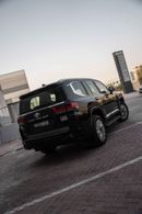 تويوتا لاند كروزر VXR 3.5L FULL OPTION WITH MBS AUTOBIOGRAPHY VIP SEAT AND STAR LIGHT