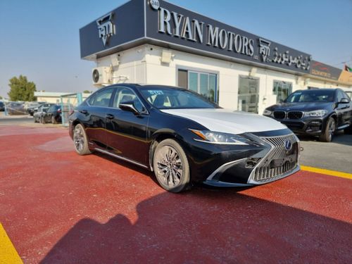 Lexus ES 300 Lexus ES300h (AXZH10) 2.5L Sedan FWD 4 Doors Black  Hybrid Euro 4  Model 2019