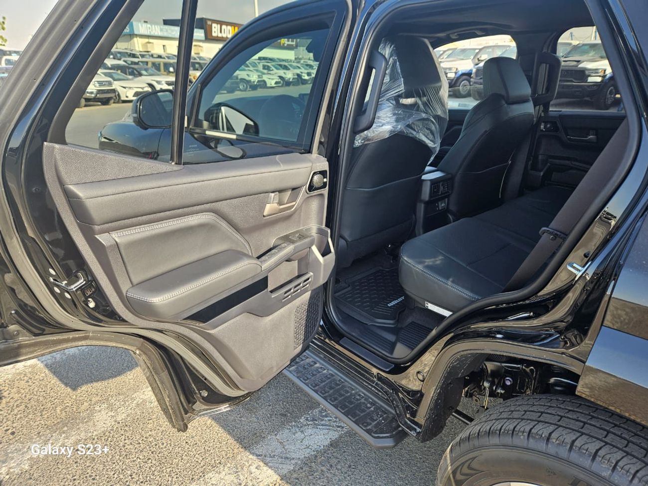 تويوتا Runner4 2025 Toyota 4Runner 2.4L Turbo Limited 7 Seats