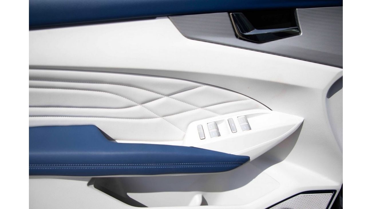 Kaiyi X7 2024 Kaiyi X7 2.0 SUV 7S Limited - Black inside Blue