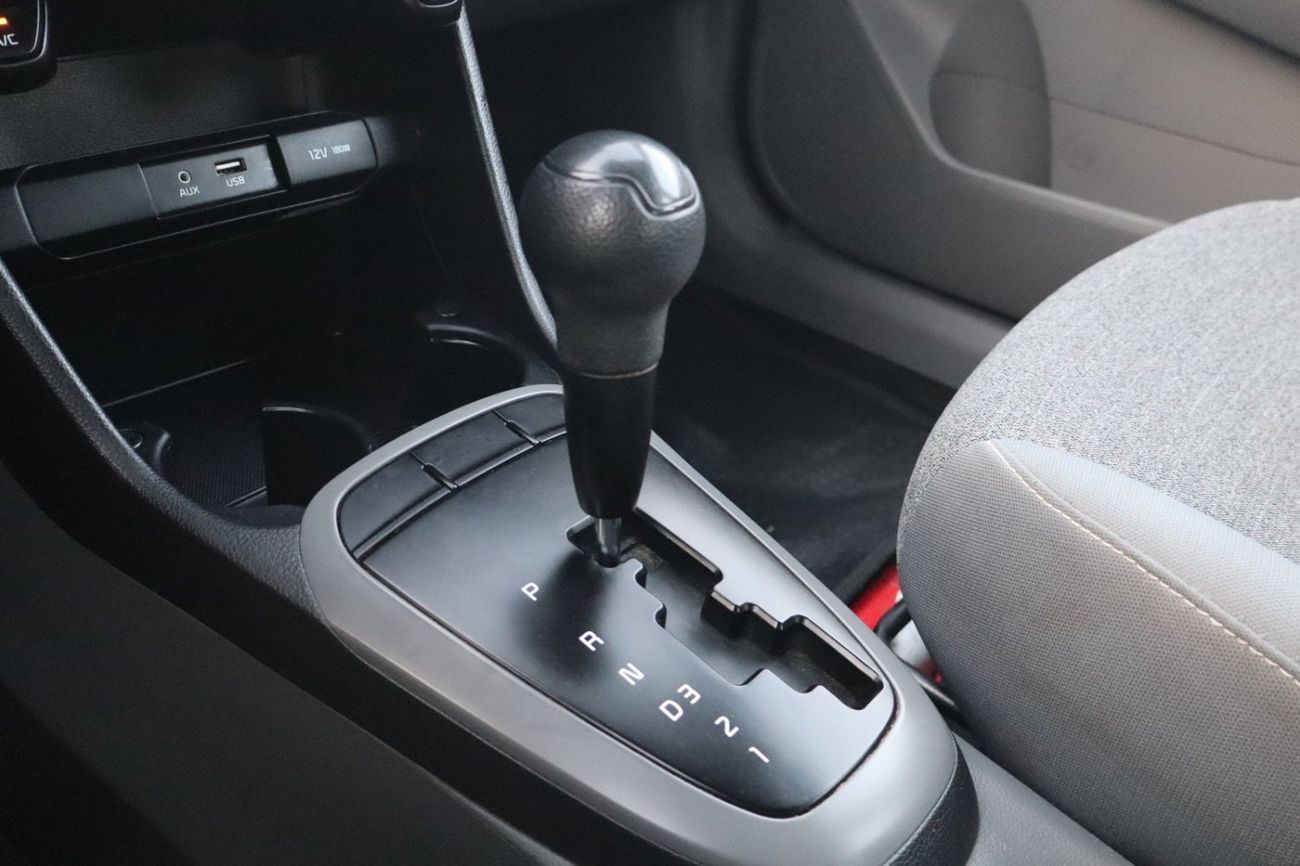 Kia Picanto Base 1.2L