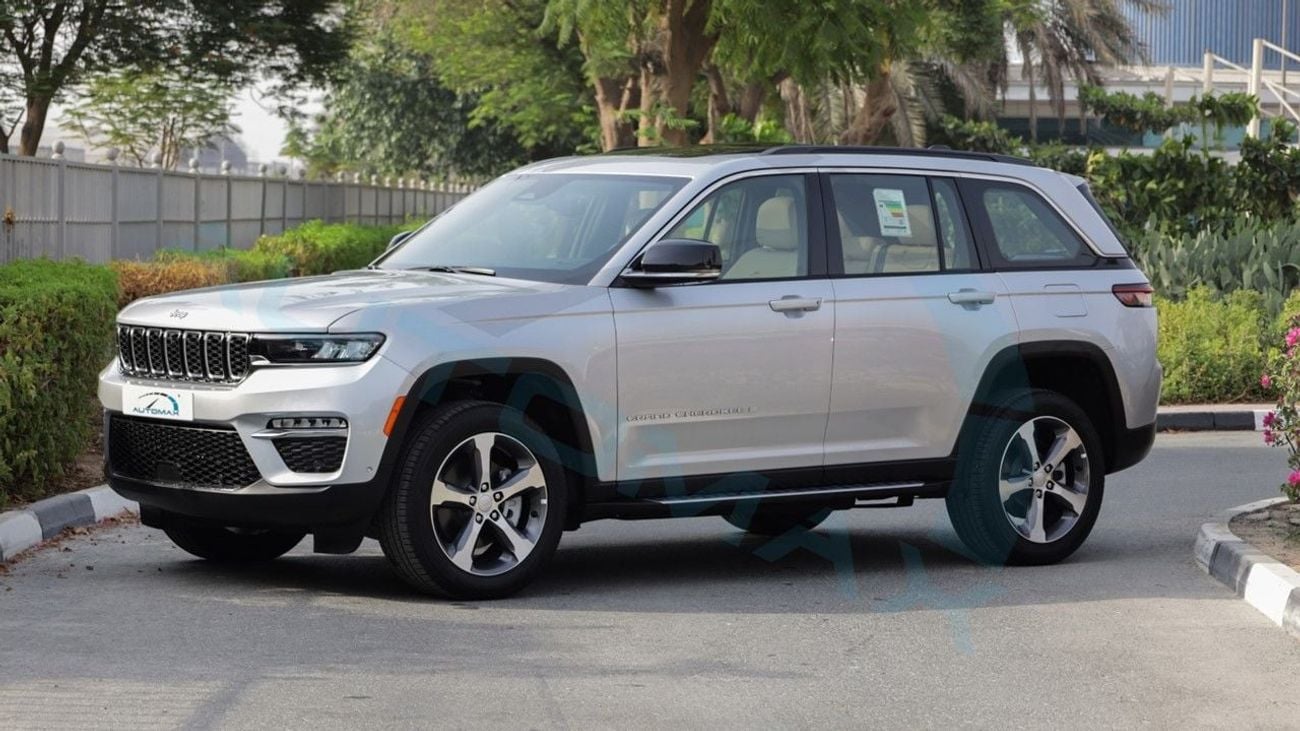 جيب جراند شيروكي LIMITED PLUS LUXURY 4X4 GCC 2025 With 3 Years Or 60,000 Km Warranty @Official Dealer