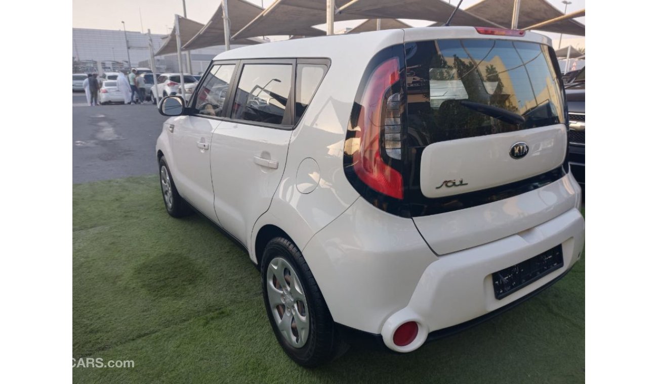 Kia Soul 66 / 5000 نتائج الترجمة Gulf CC1600, very very excellent, white inside black, you don't need any exp