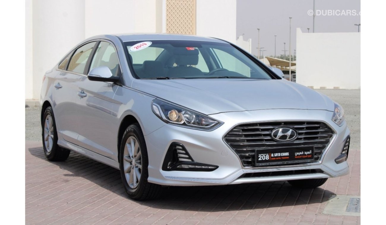 Hyundai Sonata Hyundai Sonata 2019 GCC in excellent condition without accidents, very clean from inside and outside