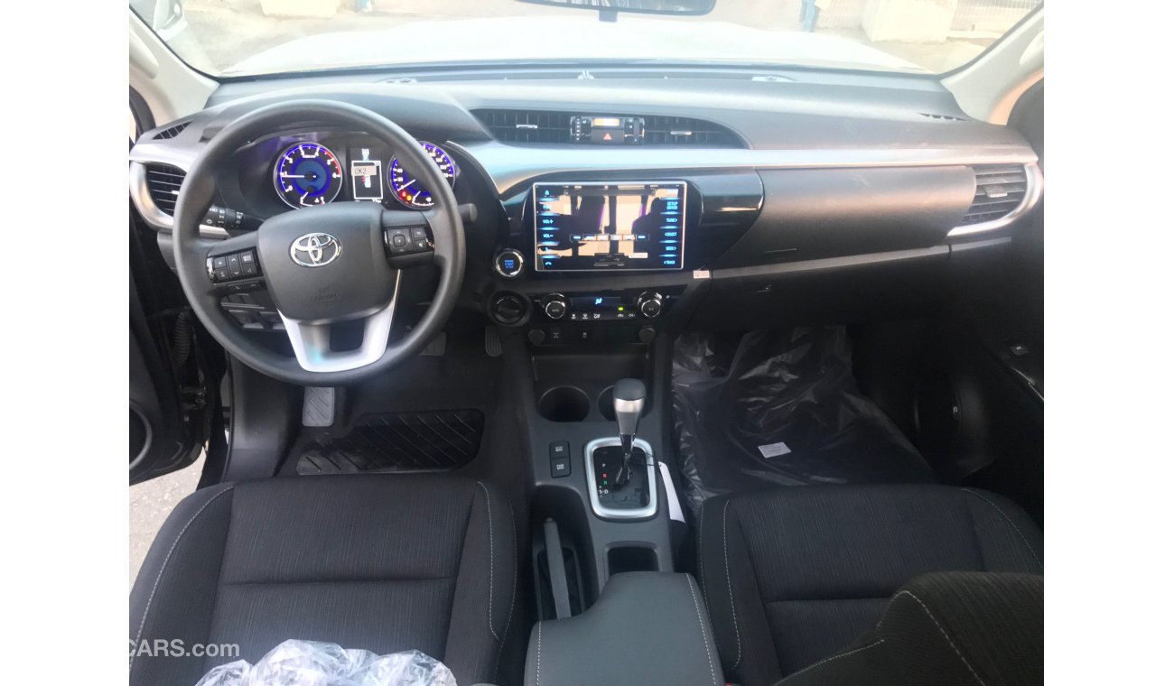 Toyota Hilux SR5 Automatic 2.4L 4x4 Diesel with Push Start