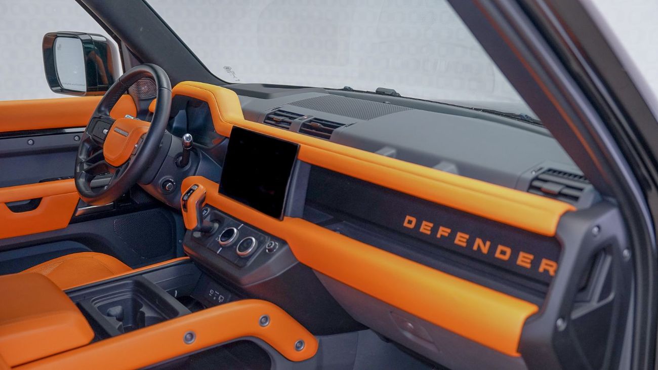 لاند روفر ديفندر P400 110 HSE 3.0L (5 Seater)