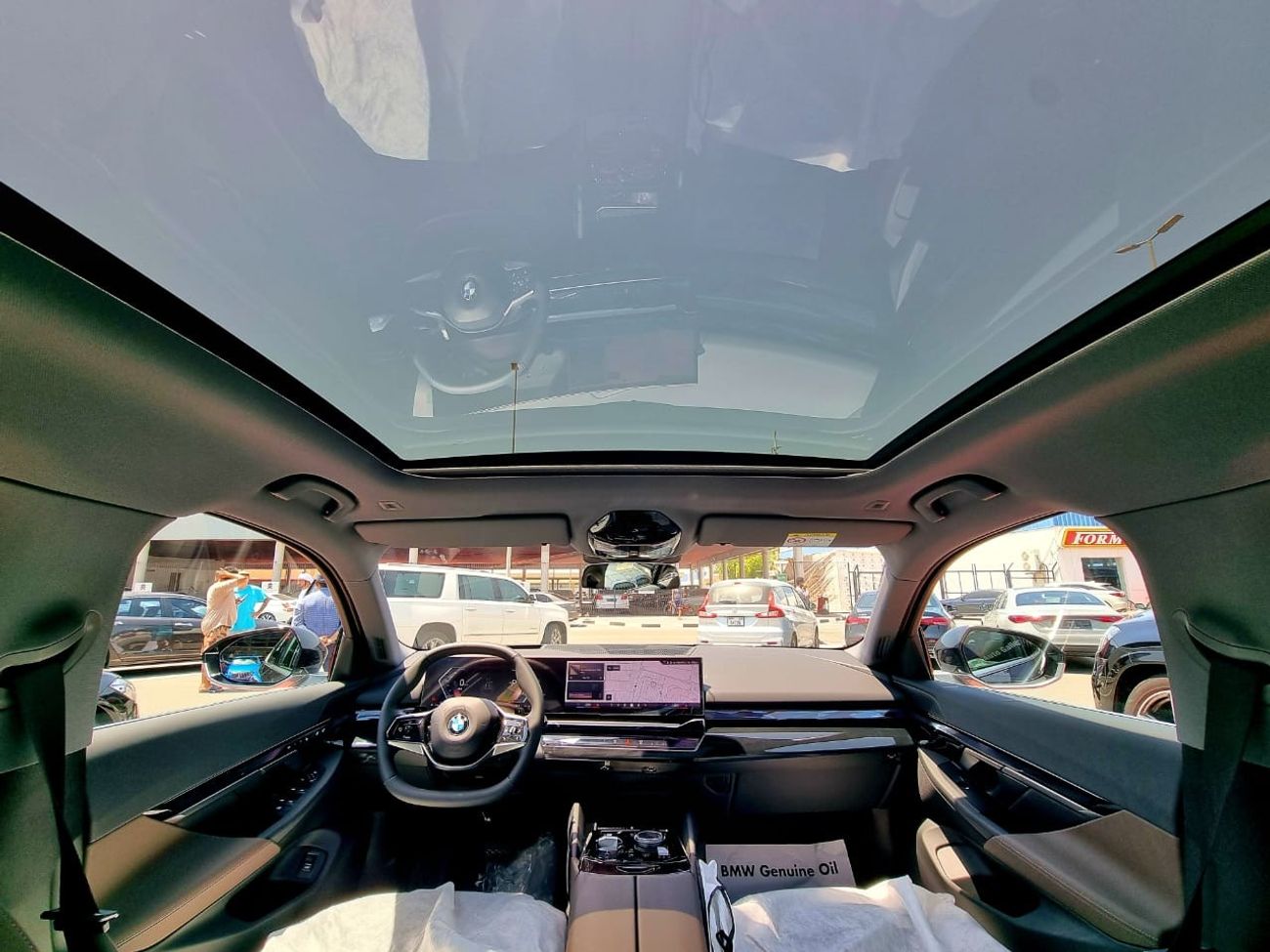 BMW 520i i Warranty & Service 2024 GCC