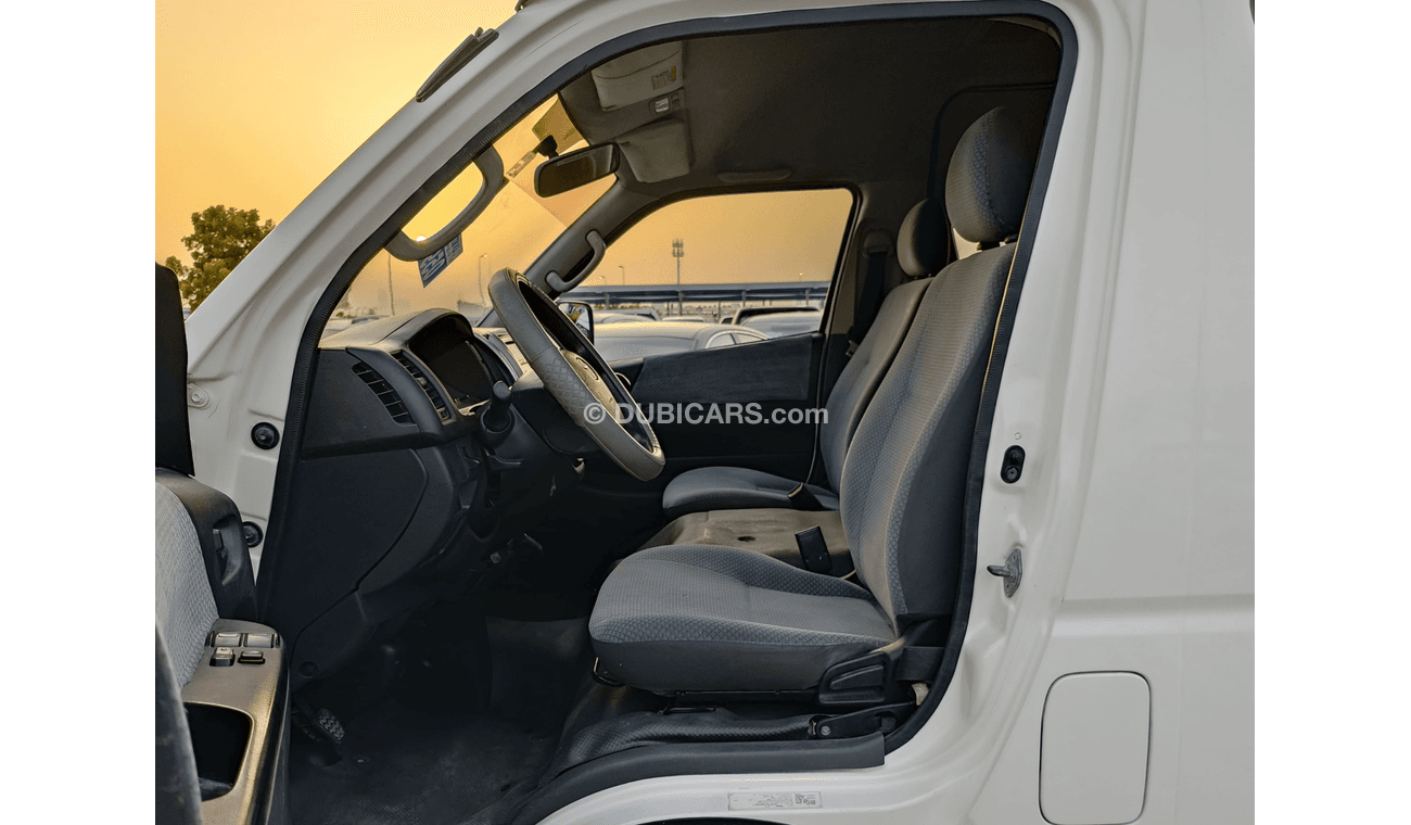 Toyota Hiace V4 / 2.7L /  Manual Gear Box / 15 SEATS / HIGH - ROOF (LOT # 55191)