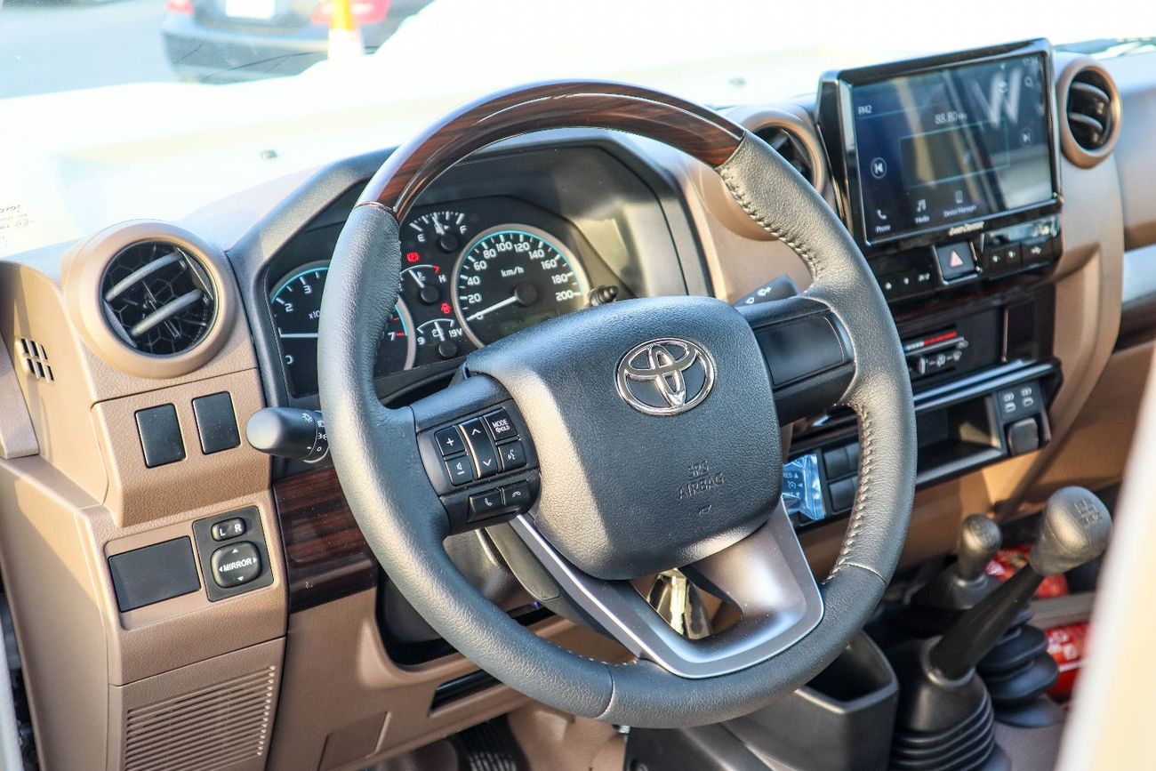 Toyota Land Cruiser Pick Up Std 4.0L Single Cab Utility AWD Toyota Land Cruiser Single Cab (70 Series) – GRJ79 – 4.0L Pick-Up – 