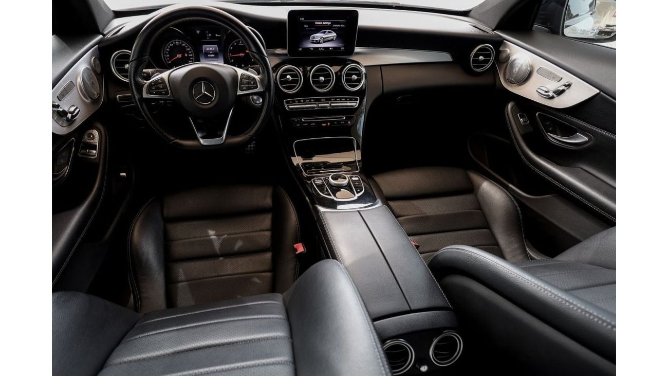 Mercedes-Benz C 300 Mercedes-Benz C300 AMG Pack 2018 American Spec under Warranty with Flexible Down-Payment/ Flood Free