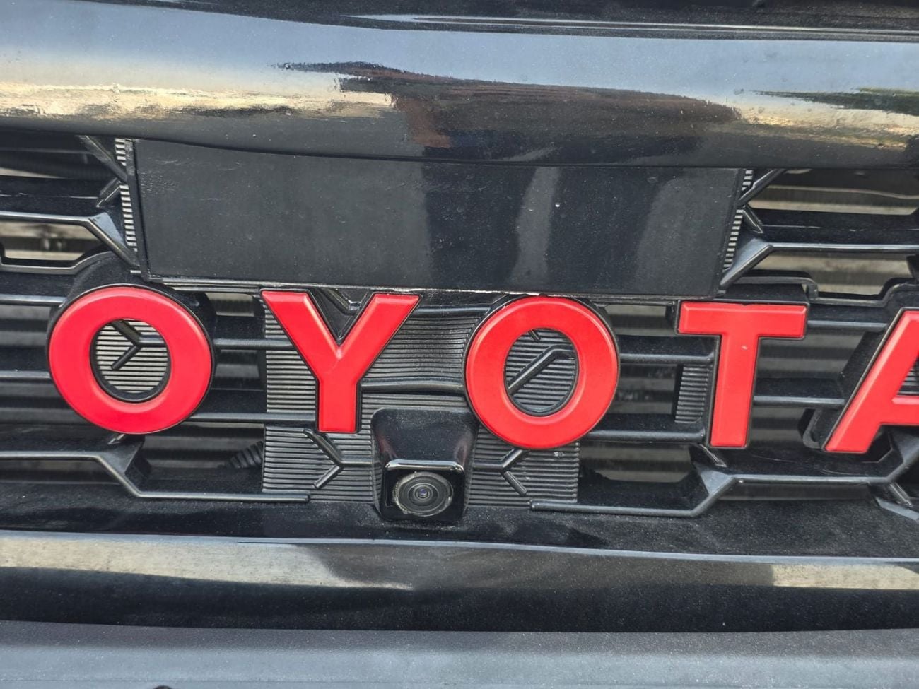 Toyota Hilux ROGUE DIESEL RIGHT HAND 2024 MODEL