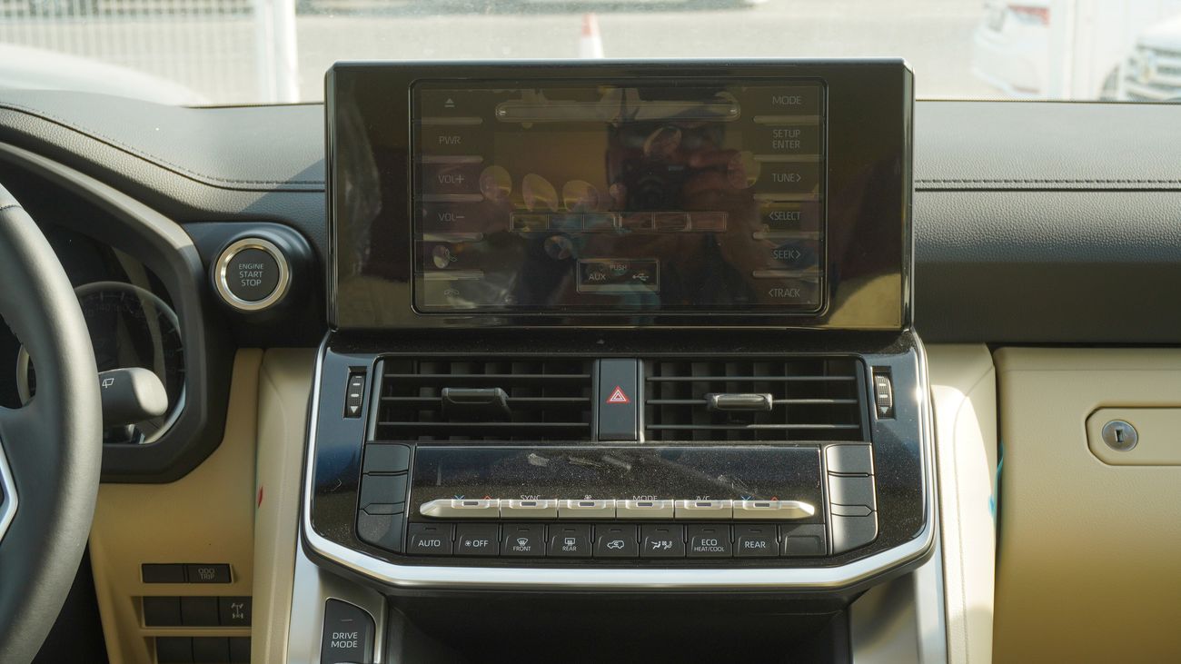 Toyota Land Cruiser GXR TWIN TURBO 3.5L