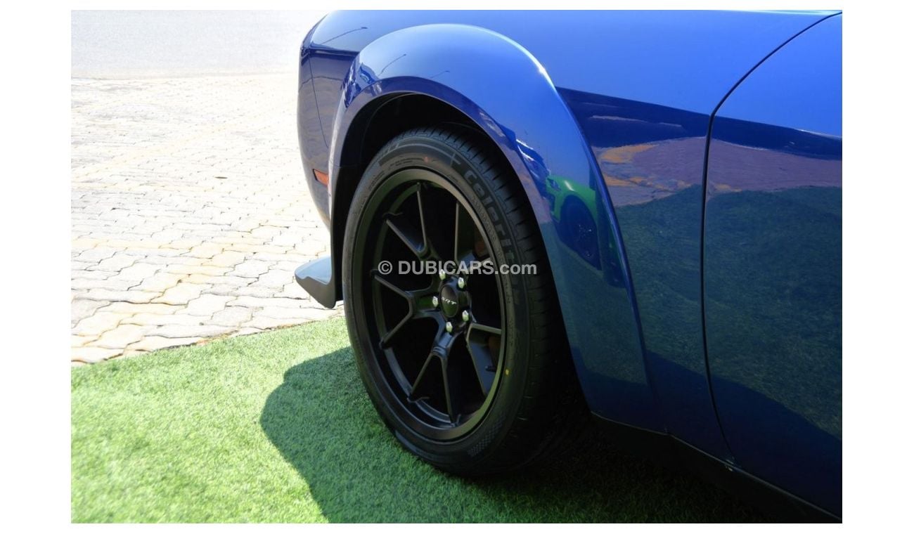Dodge Challenger SXT Plus CHALLENGER//SRT KIT//&WIDE BODY AIR BAGS CASH OR 0 % DOWN PAYMENT