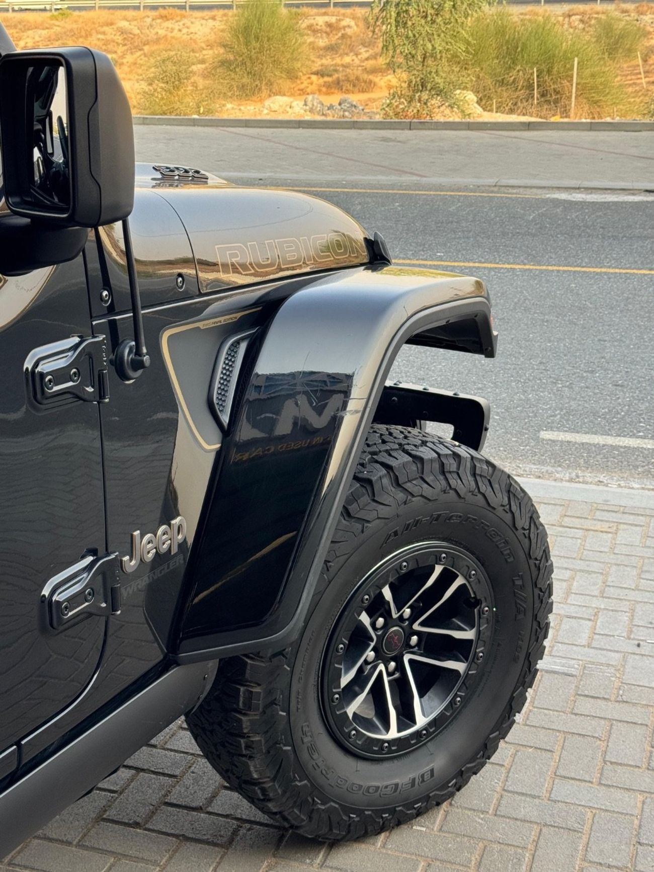 جيب رانجلر 392 / V8 6.4L / FOX ADJUSTABLE SUSPENSION / VARIABLE EXHAUST / ELECTRIC SIDE STEPS / DEFLOCK /