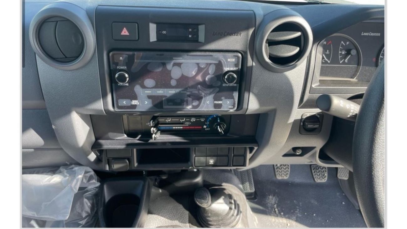 Toyota Land Cruiser 70 TOYOTA LAND CRUISER LC76 RHD NEW SHAPE 4.2 L 2024