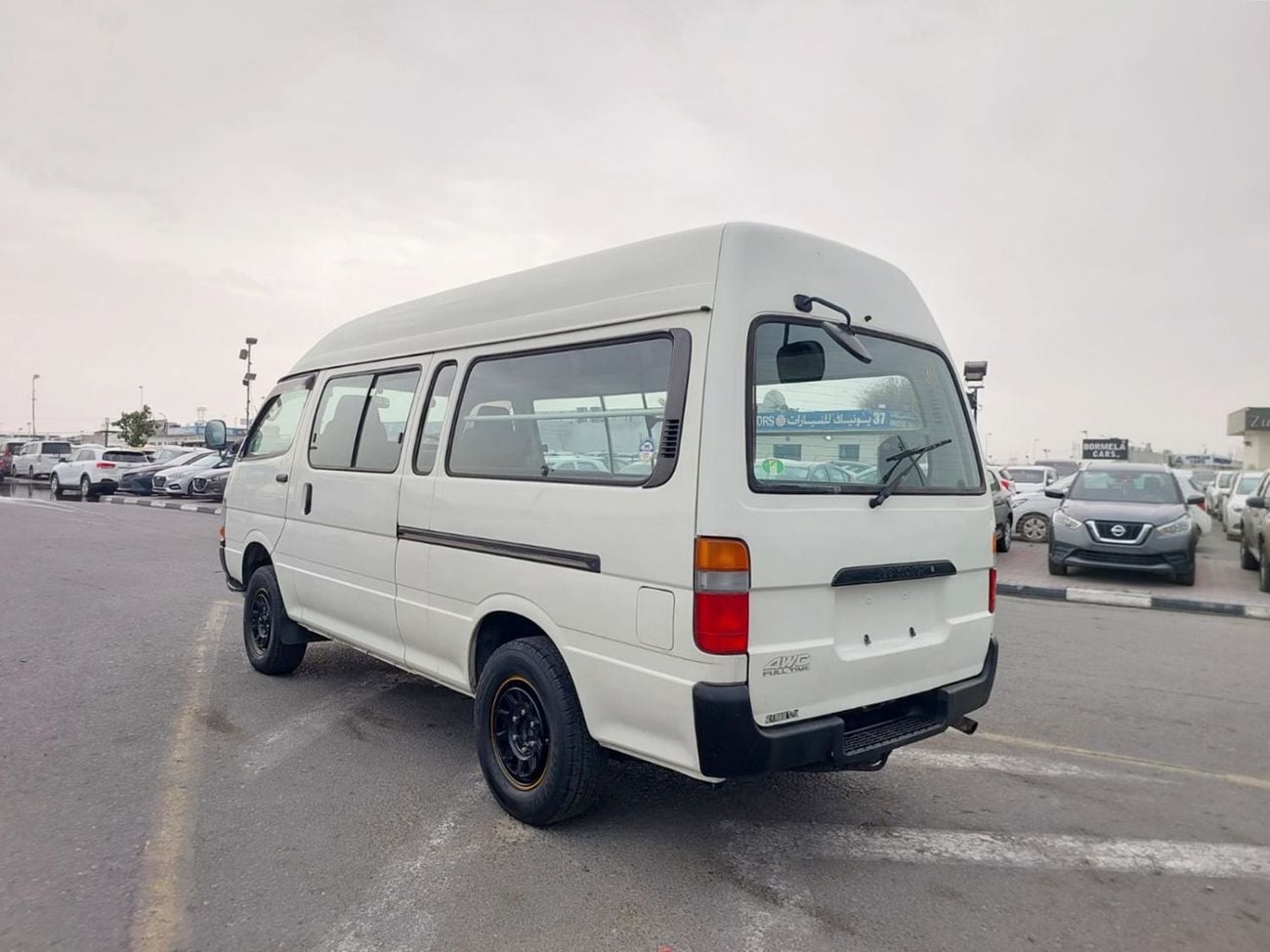 Toyota Hiace TOYOTA HIACE VAN RHD 2003 MODEL 3.0 L DIESEL MANUAL(PM03653)