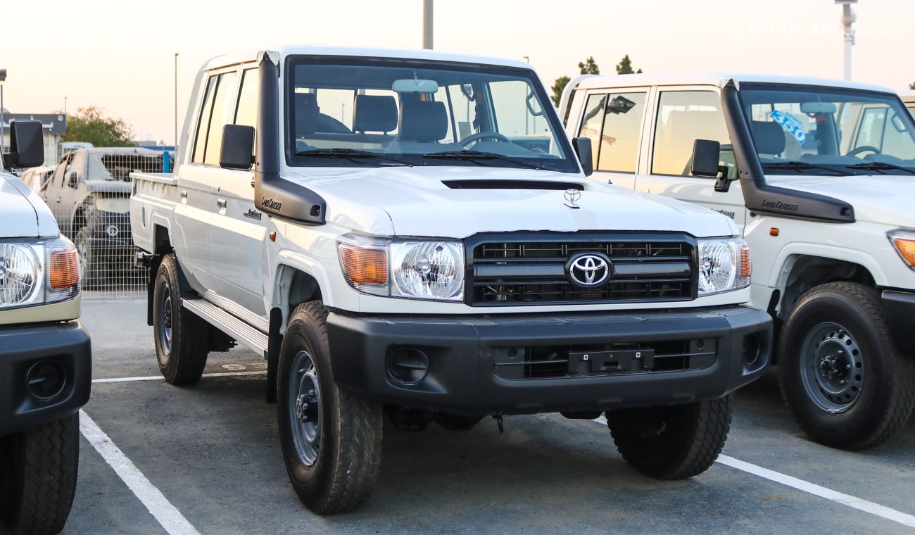 Toyota Land Cruiser Pick Up V8